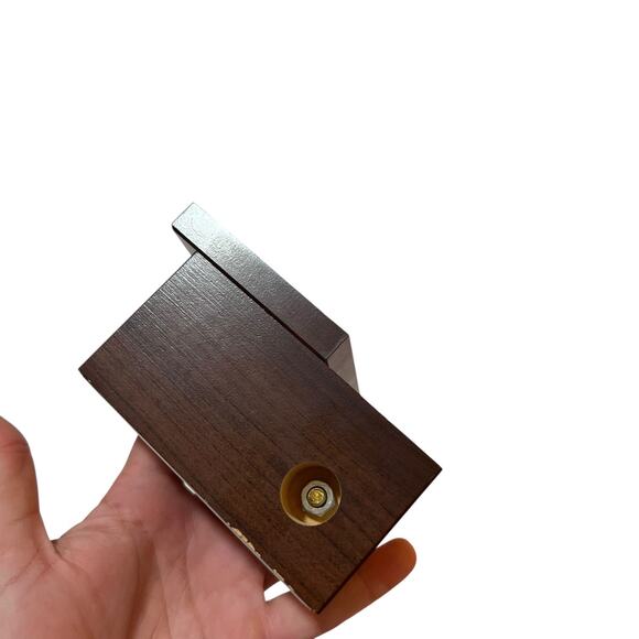 wood basketball Trophy - Picture 7 of 15